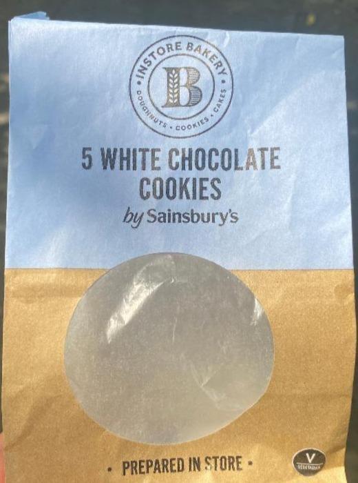 Photo - 5 White Chocolate Cookies by Sainsbury's