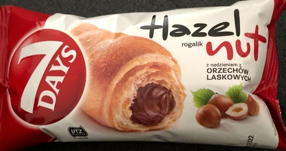 Photo - Croissant hazelnut 7 Days
