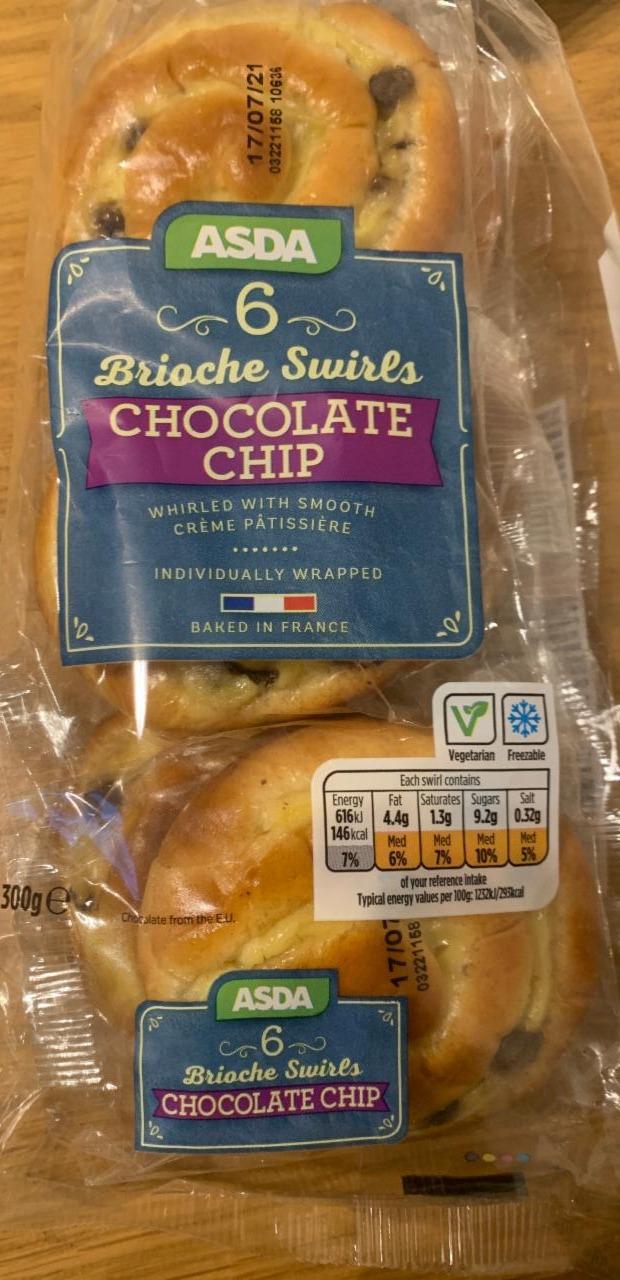 Photo - 6 Brioche Swirls Chocolate chips Asda