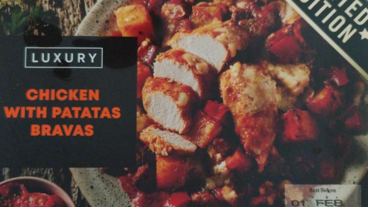 Photo - Luxury Chicken with Patatas Bravas Iceland