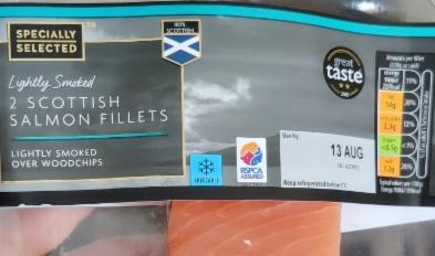 Photo - Lightly smoked 2 scottish salmon fillets