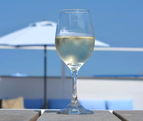 Photo - White semi-sweet wine